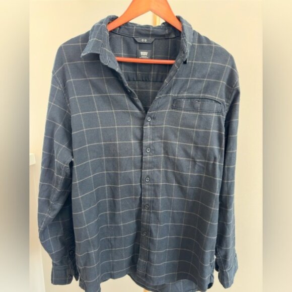 Levi’s Commuter Plaid Button Down Shirt Black Brown Long Sleeve Men’s Medium - Picture 1 of 5